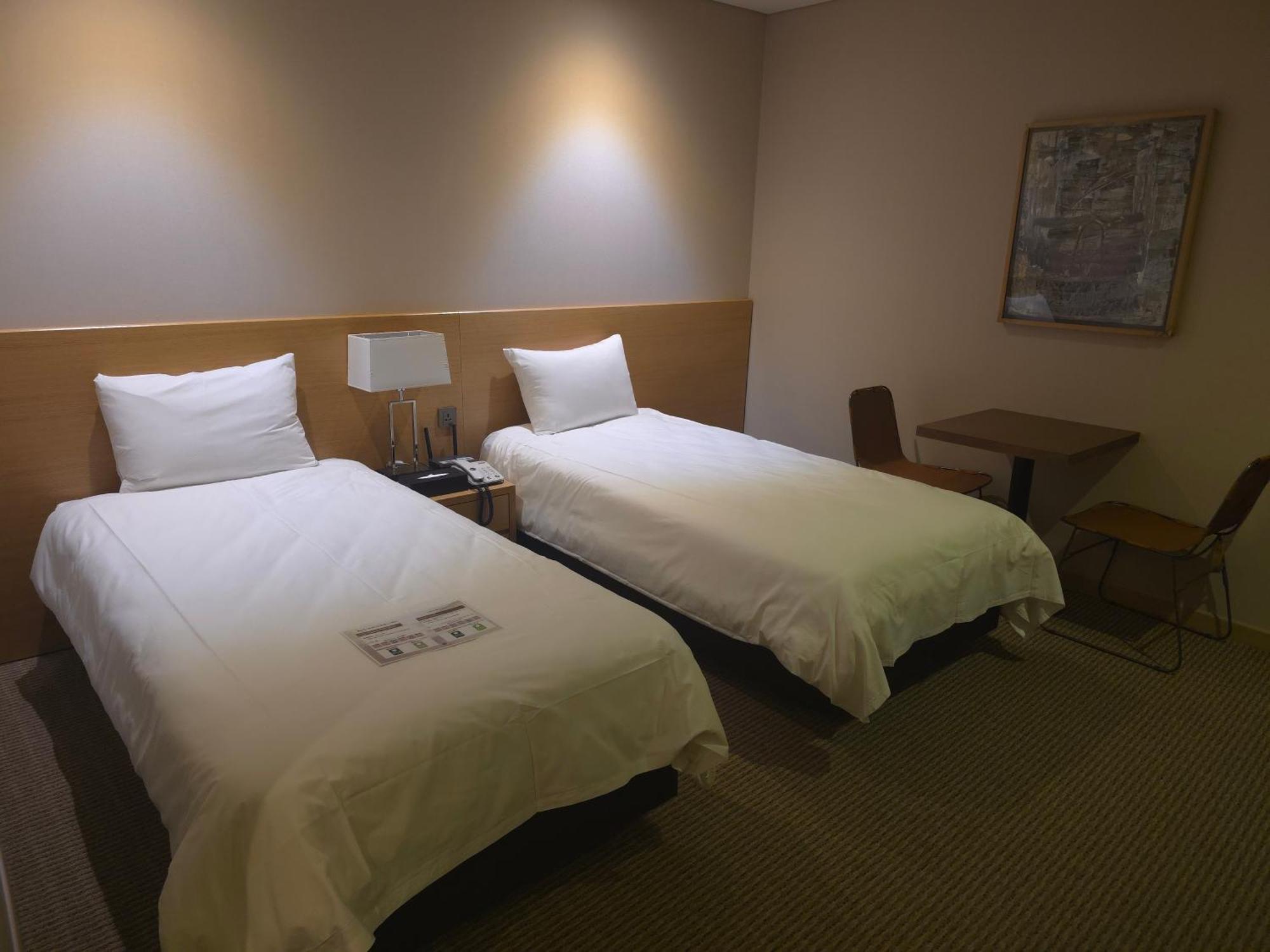 โรงแรม โรงแรมนิว โอเรียนตัล เมียงดง 3*